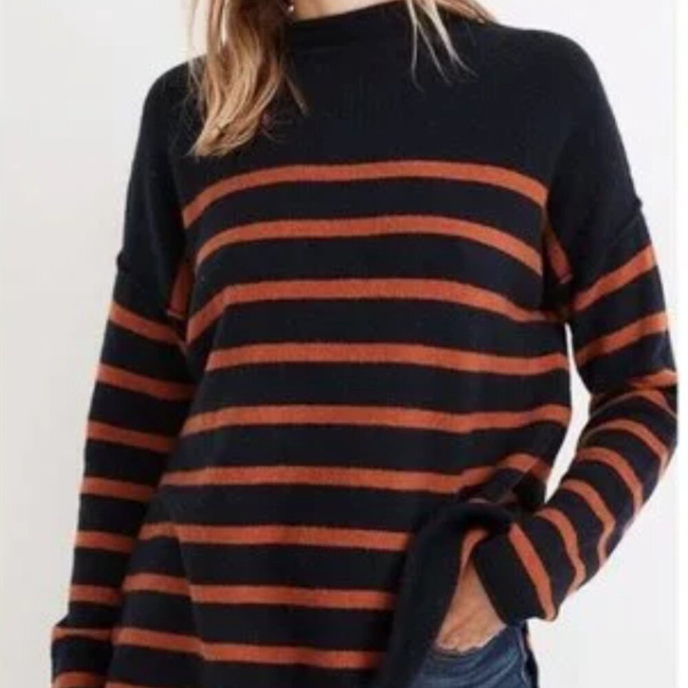 Madewell Whitworth Mockneck Sweater in Navy, Orange Stripes, Small